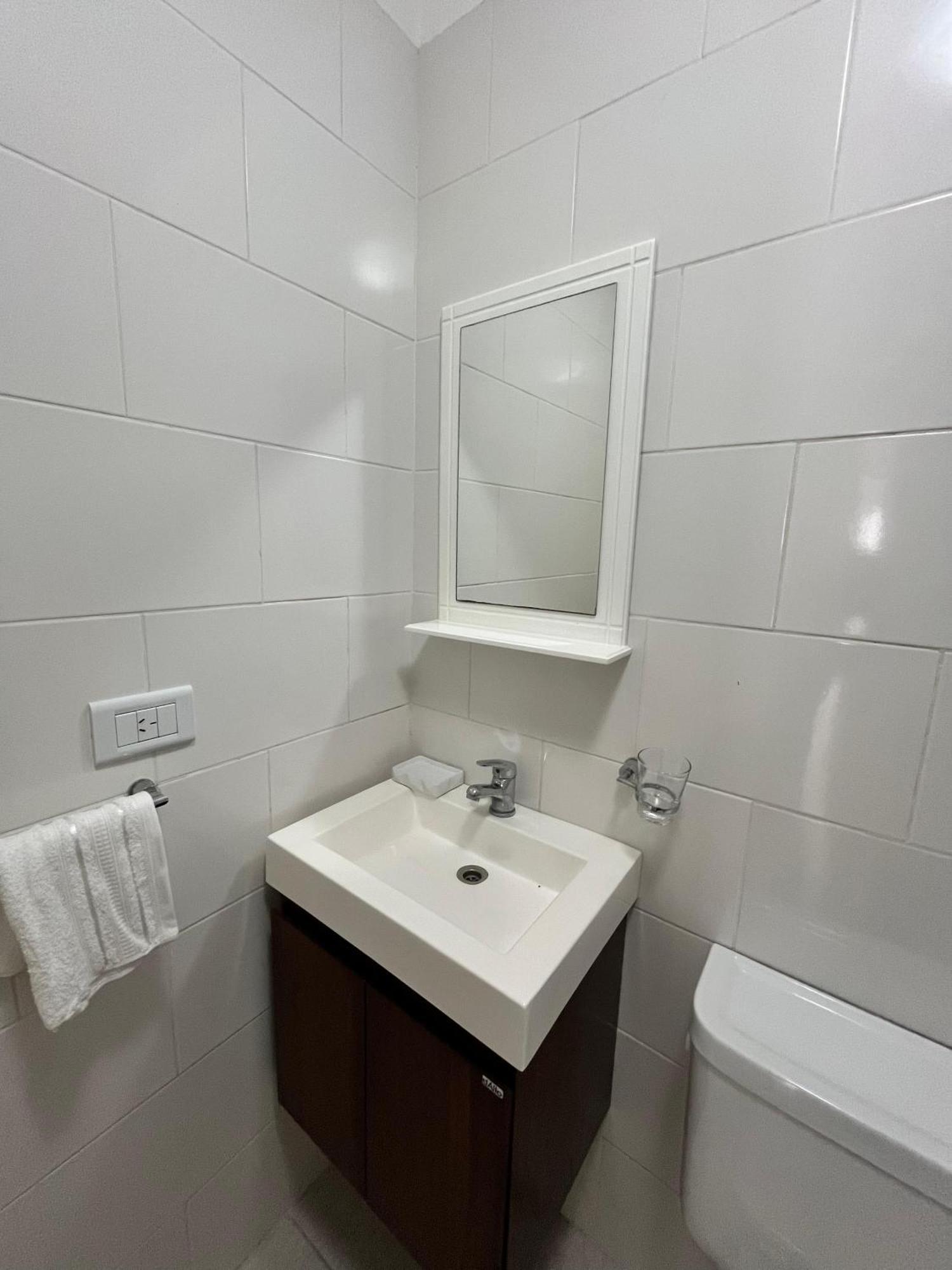 Departamento 2 Ambientes Con Cochera 40 Y 6 * La Plata